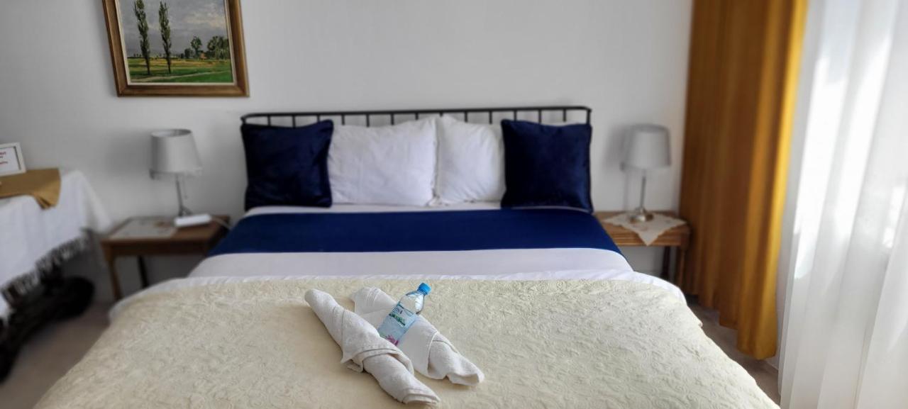Apartmán Garsoniera C&L Petroşani Exteriér fotografie